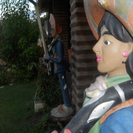 ז'יז'וקה דה ז'ריקואקוארה Suites Maria Bonita Jeri מראה חיצוני תמונה